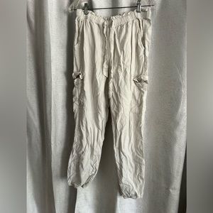 aerie cream colored camo joggers